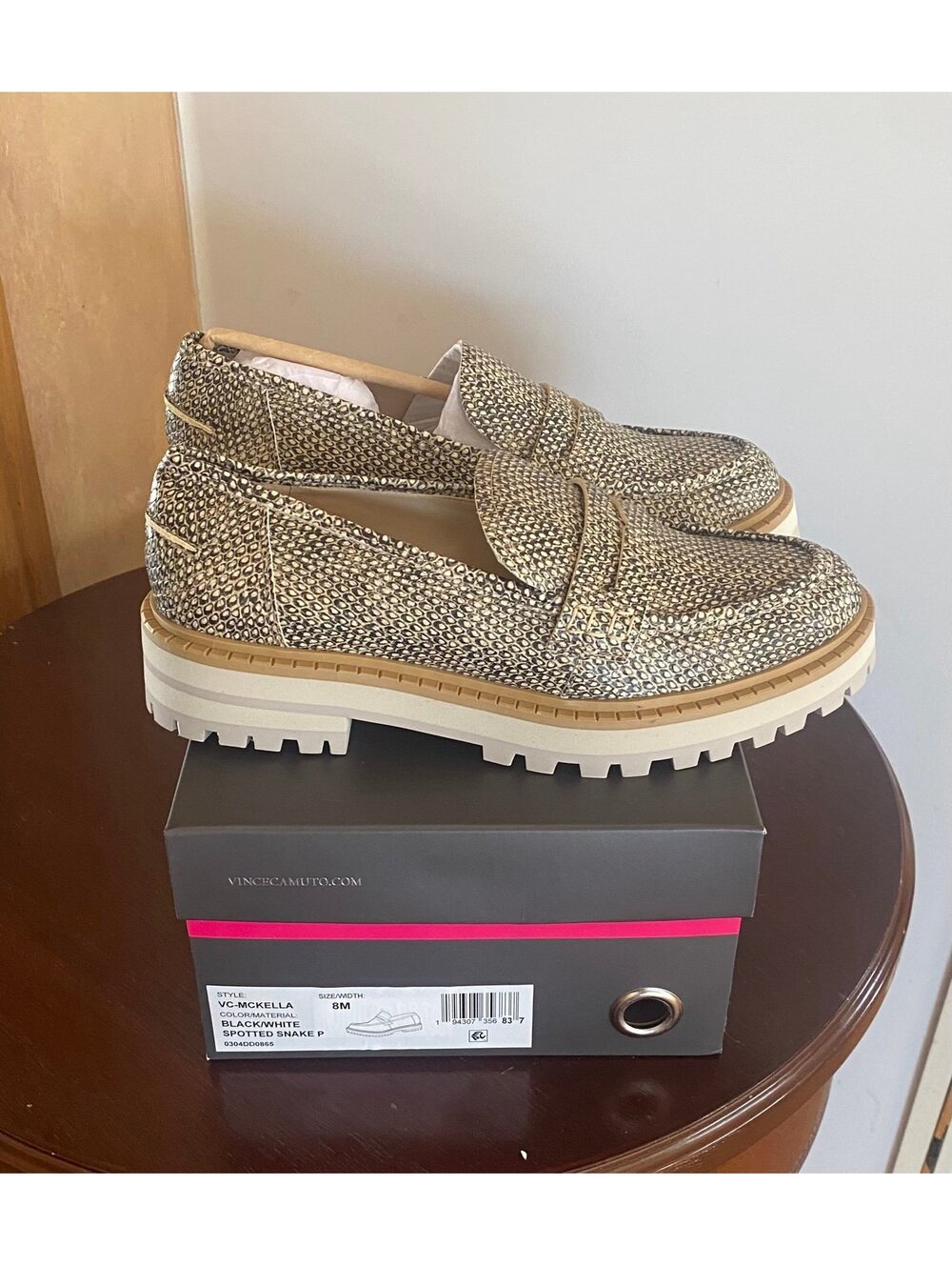 Vince Camuto McKella Spotted Snake Print Loafers Size 8M